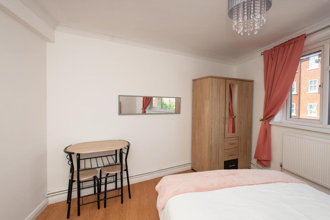 Modern Apartments In Bromley, Greater London Near Tesco And Sundridge Park Station Buitenkant foto