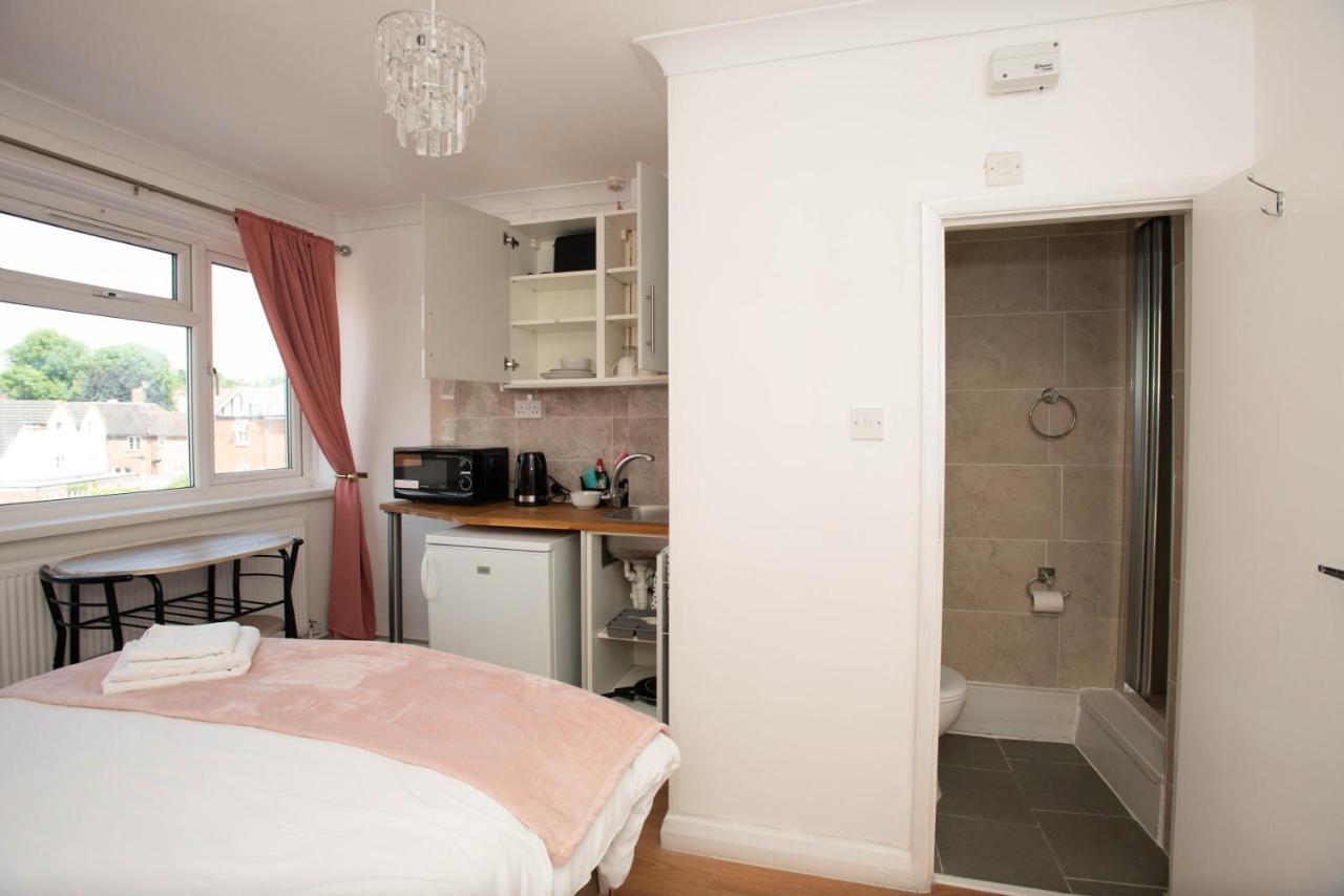 Modern Apartments In Bromley, Greater London Near Tesco And Sundridge Park Station Buitenkant foto