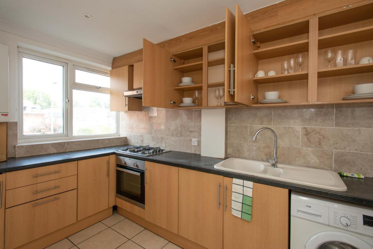 Modern Apartments In Bromley, Greater London Near Tesco And Sundridge Park Station Buitenkant foto