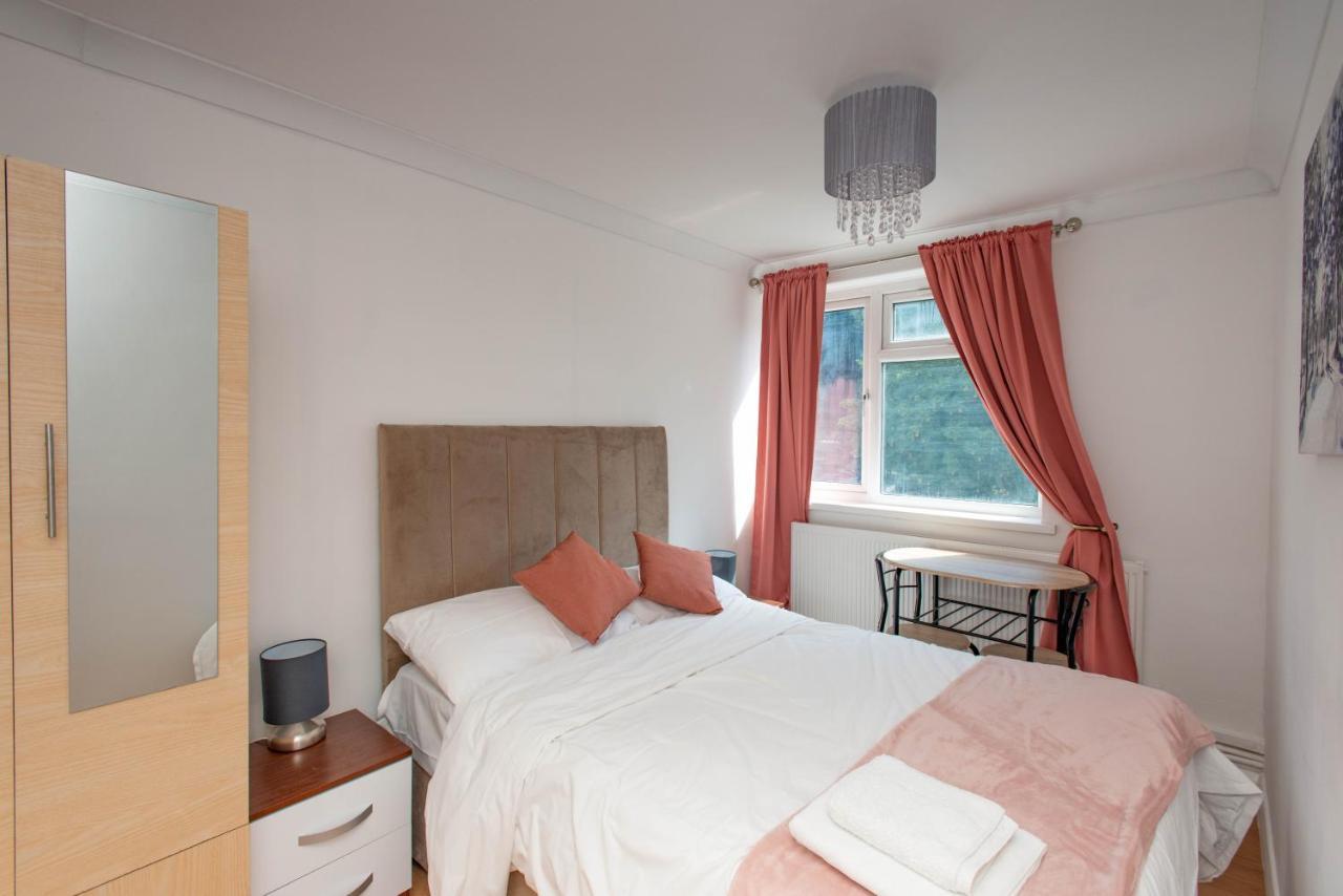 Modern Apartments In Bromley, Greater London Near Tesco And Sundridge Park Station Buitenkant foto