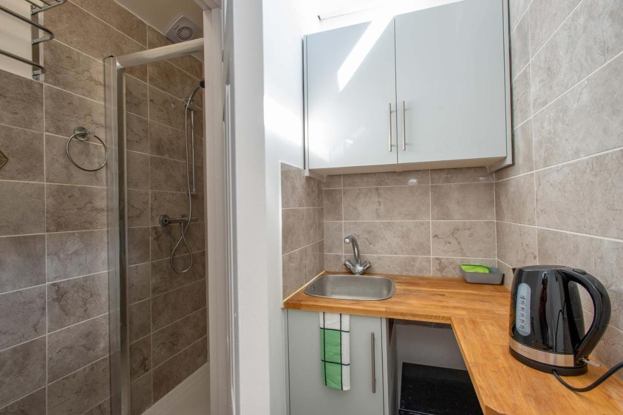 Modern Apartments In Bromley, Greater London Near Tesco And Sundridge Park Station Buitenkant foto